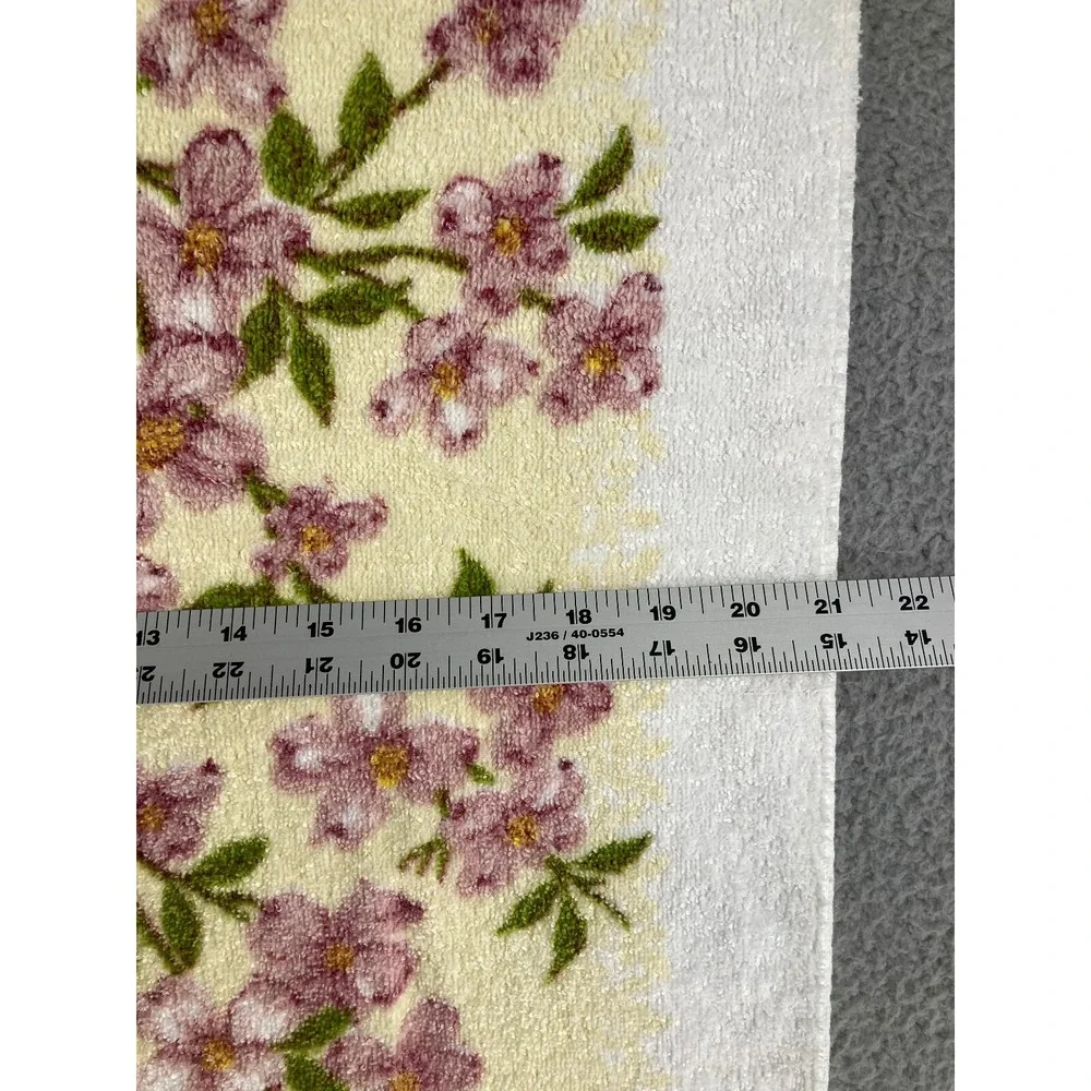 Vintage Cannon Bath‎ Towel White Purple Yellow Floral Fringed 38x21 Inches